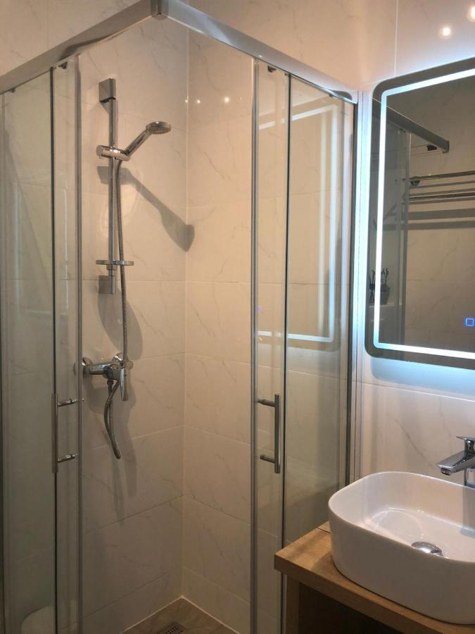 Villa Luxuria Baška Voda Buitenkant foto