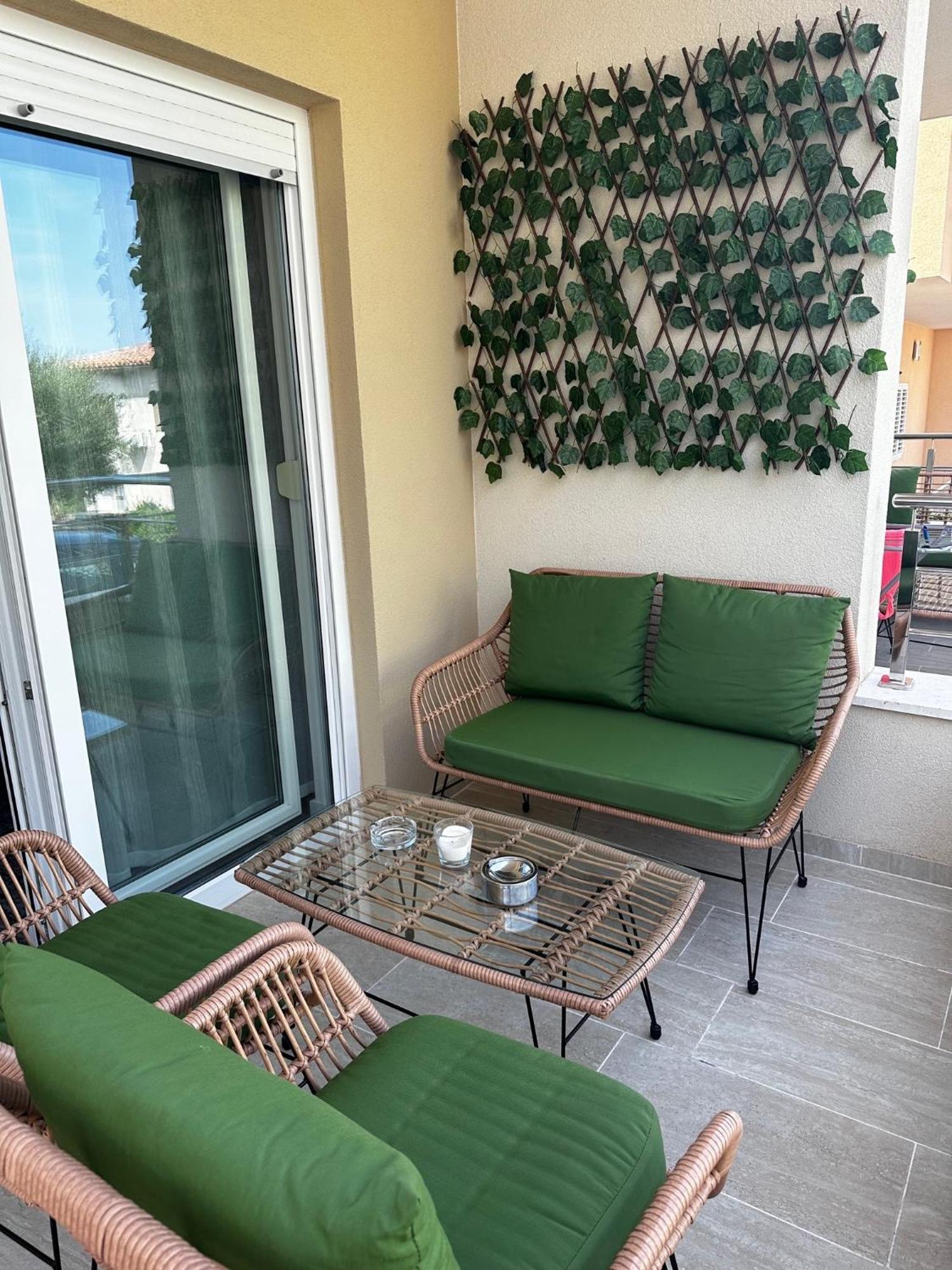 Villa Luxuria Baška Voda Buitenkant foto
